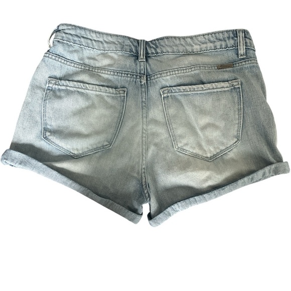 Kancan Light Wash Rolled Cuff High Rise Denim Shorts Size Medium - Picture 6 of 8